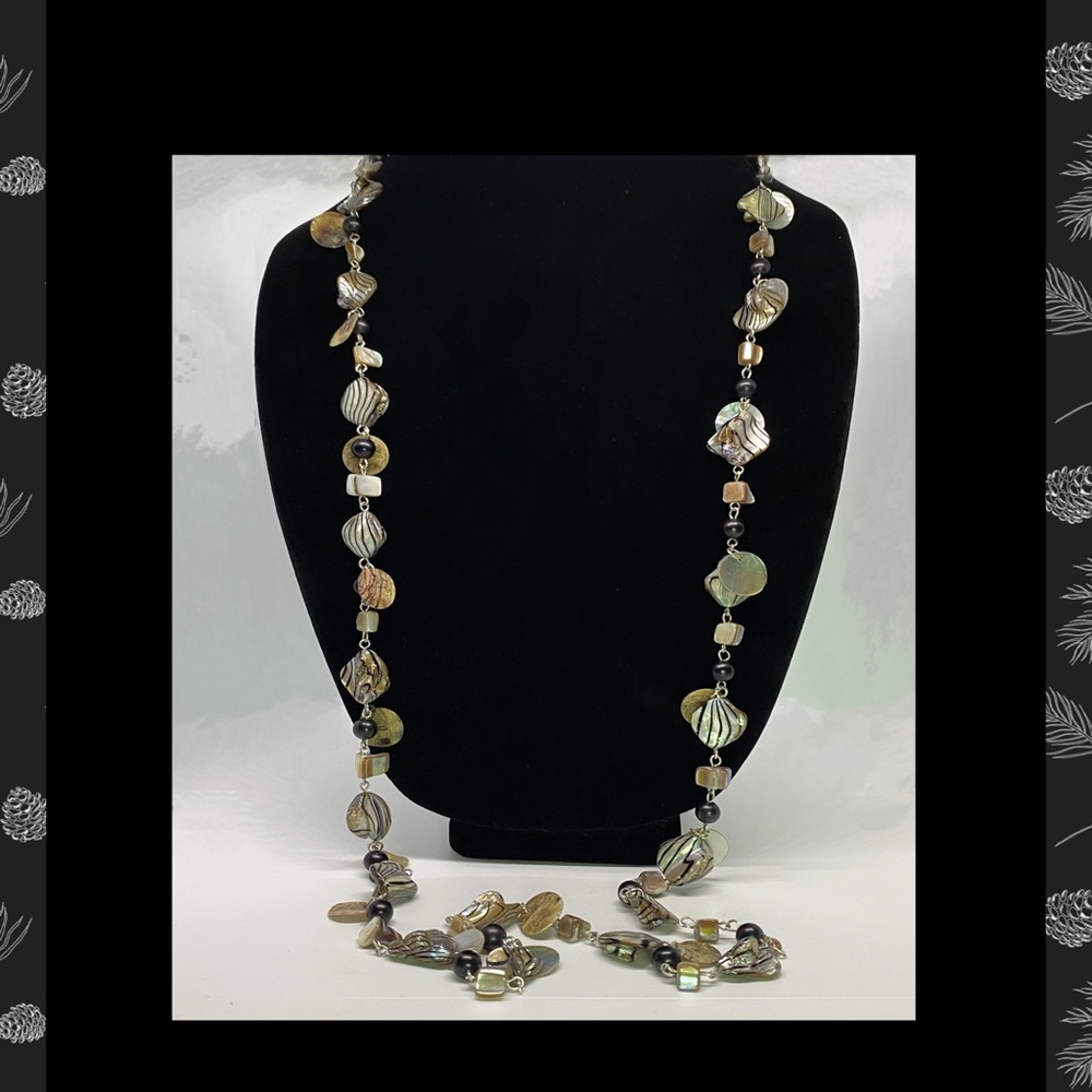 Vintage Polished Mother of Pearl Shell Necklace - Picture 6 of 6